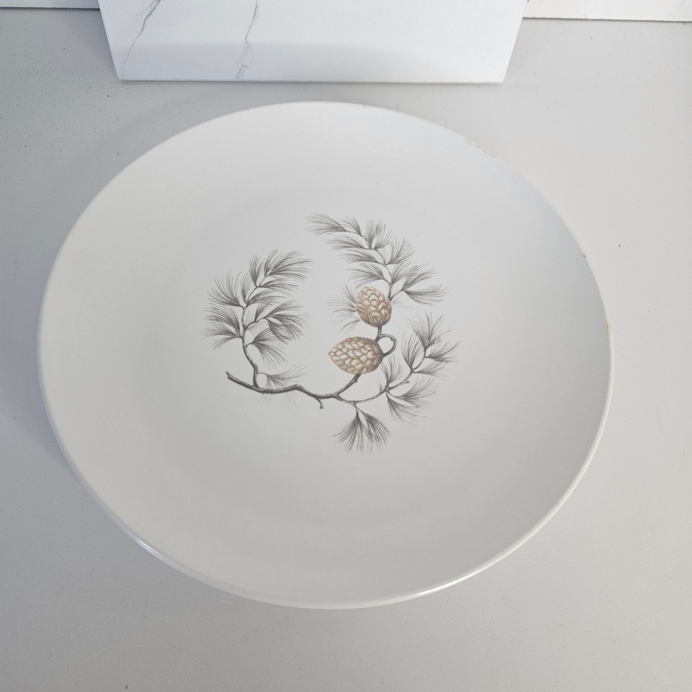 Vintage Melmac Pine Cone White‎ Dinner Plates Set of 4 Mallo Ware 9"